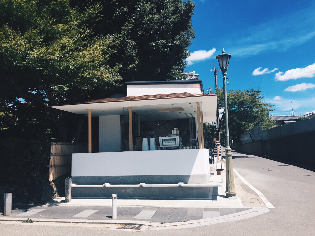 【京都】何度でも行きたいおすすめカフェ・コーヒースタンド アラビカ 京都・嵐山 コーヒー、ロケーション、空間の全てが最高なグッドショップ
