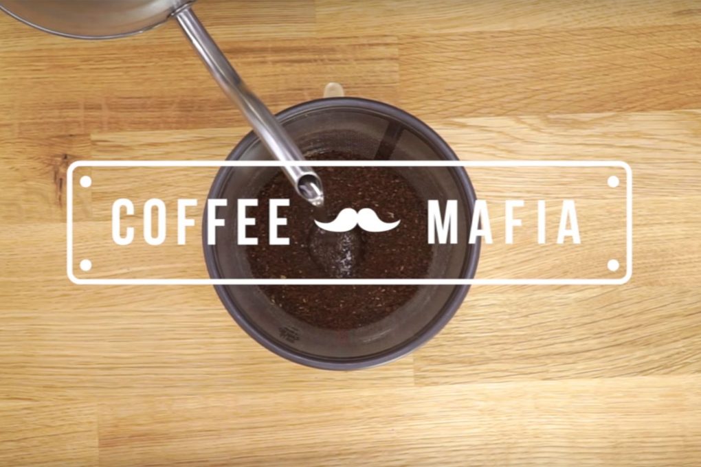 10月上旬、西新宿に定額制の風変わりなコーヒースタンド「coffee mafia (コーヒー・マフィア)」がオープン