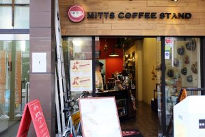 地元に根付き愛されるコーヒースタンド - MITTS COFFEE STAND (ミッツ・コーヒースタンド)