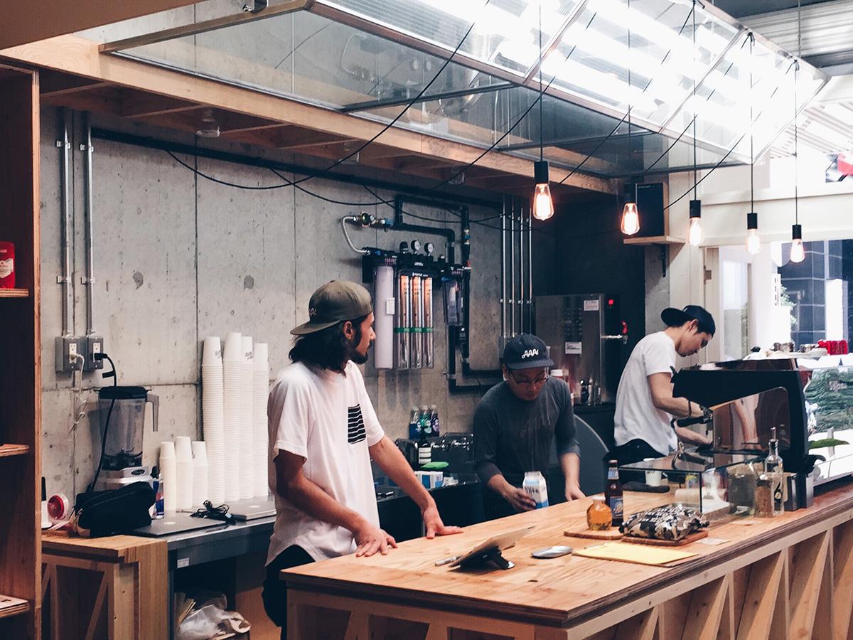 大阪・アメ村の美味しいコーヒーが飲めるカフェ・コーヒースタンド SPORTY COFFEE