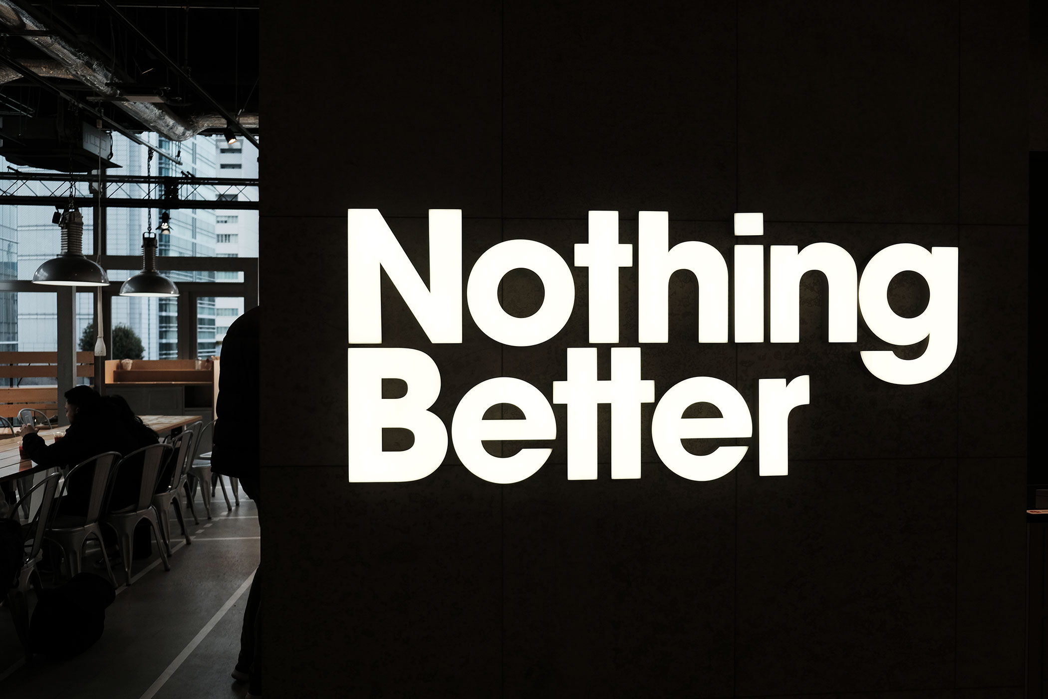 アーモンドミルクを味わえるカフェ&コーヒースタンド Nothing Better