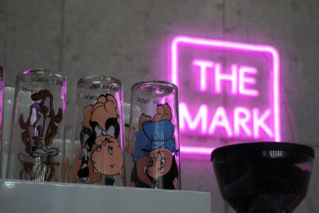 THE MARK COFFEE SUPPLU 大阪 半地下が新鮮！のどかな公園を横目にスタイリッシュな空間でコーヒーを